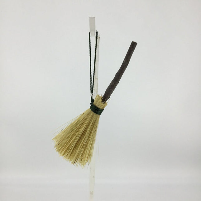 Broom Ornament, forest green