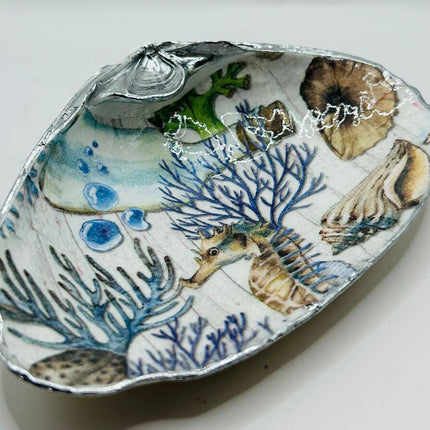 Seahorse, Shells, Bottle Ocean Scene XL Clam (Nahant Beach, MA)