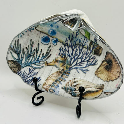 Seahorse, Shells, Bottle Ocean Scene XL Clam (Nahant Beach, MA)