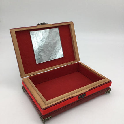 Pinecone Spray Red Box