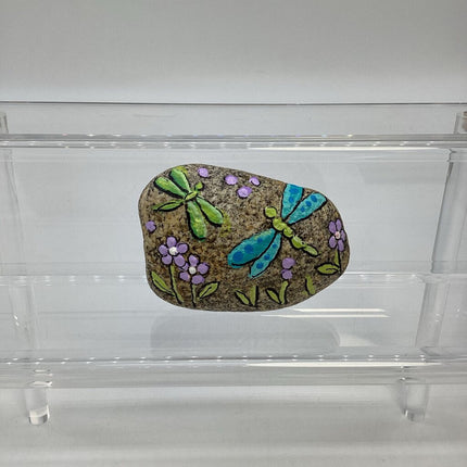 Rock natural w/dragonflies