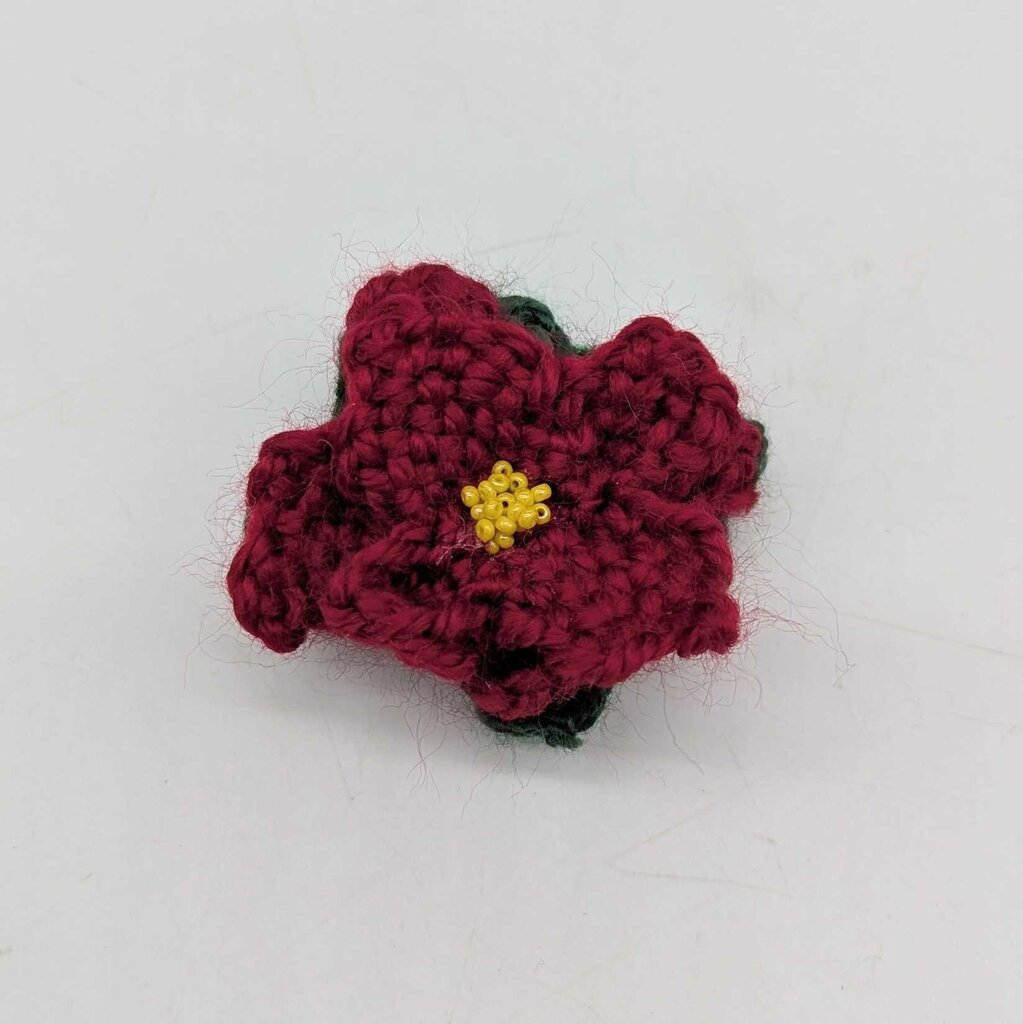 Jollie Poinsettia Hair Clip
