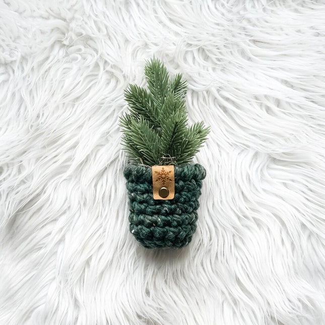 Small Crochet Christmas Tree Cozy in Kale