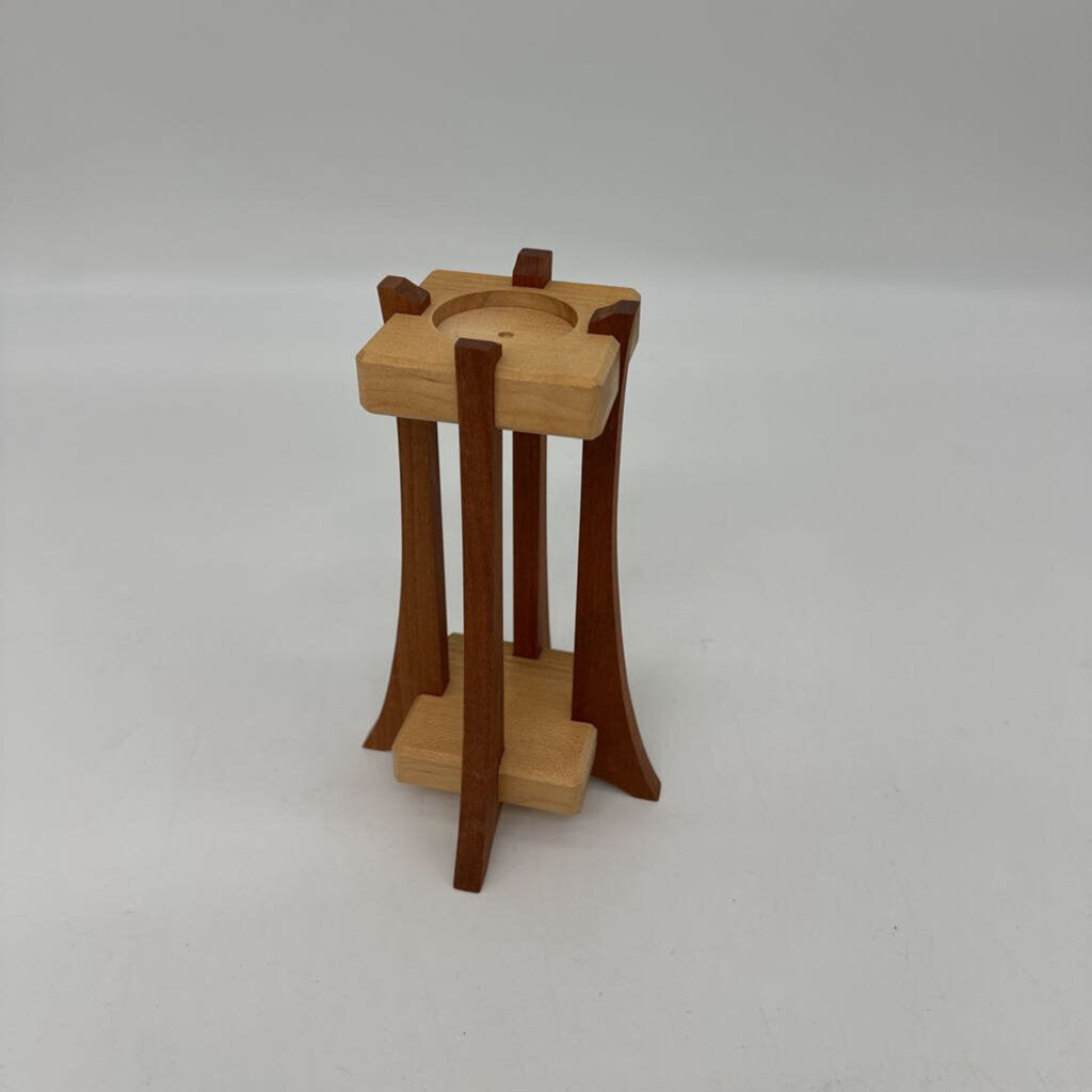 4 Leg Candle Holder 7" (tea)