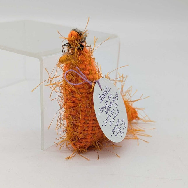 Cluckie Shelf Sitter, Beulah