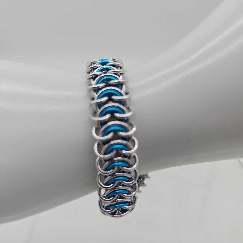 Silver and Turquoise Vertebrae Bracelet 7.5 inches