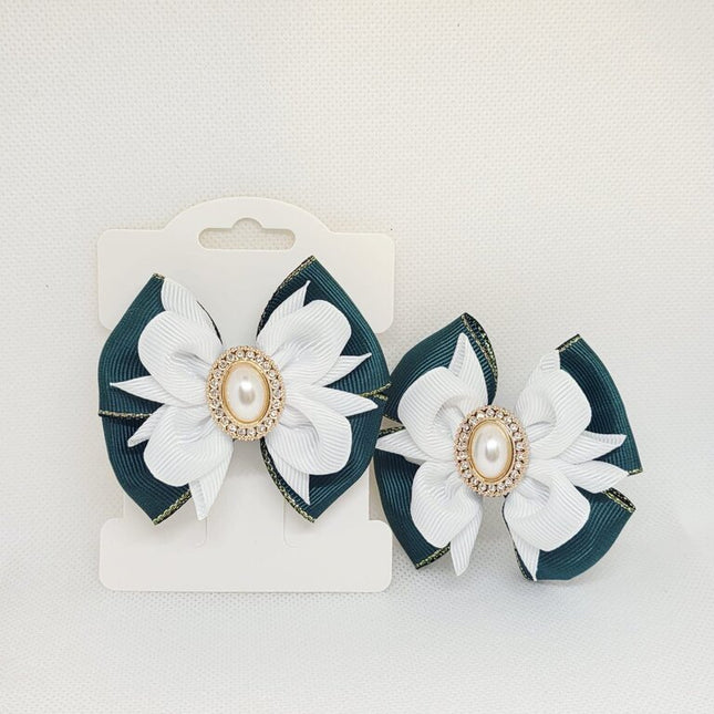Christmas Hair Bow | Green Ribbon Hair Clip | Holiday Grosgrain Bow | Girls' Festive Hair Accessory