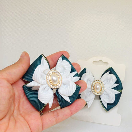 Christmas Hair Bow | Green Ribbon Hair Clip | Holiday Grosgrain Bow | Girls' Festive Hair Accessory