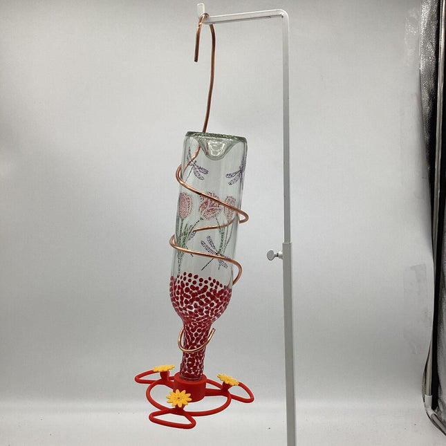 Multiport hummingbird feeder