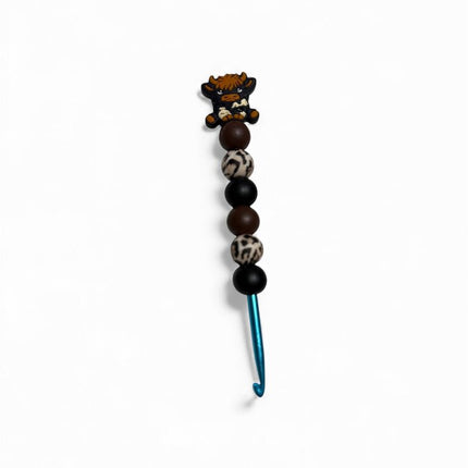 Ergonomic beaded crochet hook 5mm cow