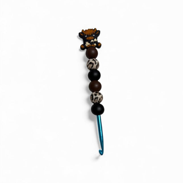 Ergonomic beaded crochet hook 5mm cow