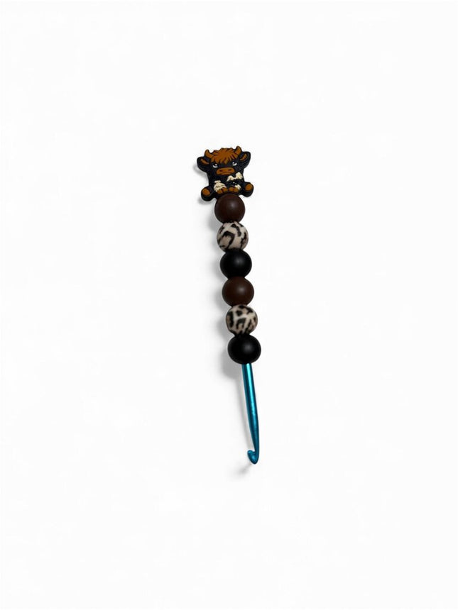 Ergonomic beaded crochet hook 5mm cow