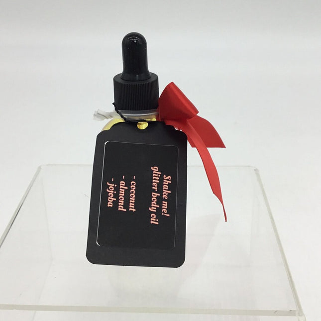 Chameleon shimmer body oil with flowers