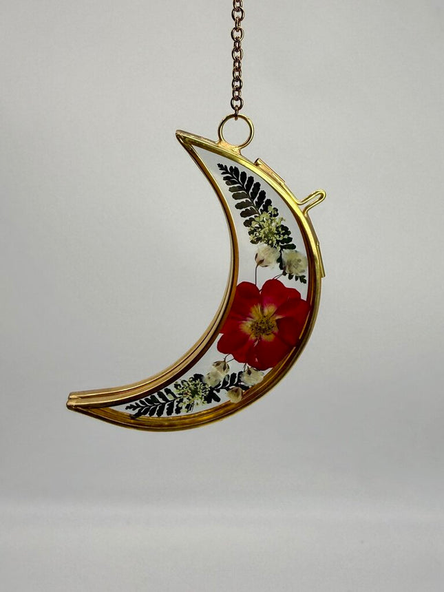 Moon Frame w/ Pressed Florals