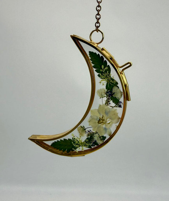 Moon Frame w/ Pressed Florals