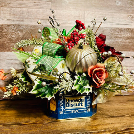 Vintage Tin Christmas Arrangement