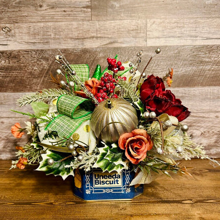 Vintage Tin Christmas Arrangement