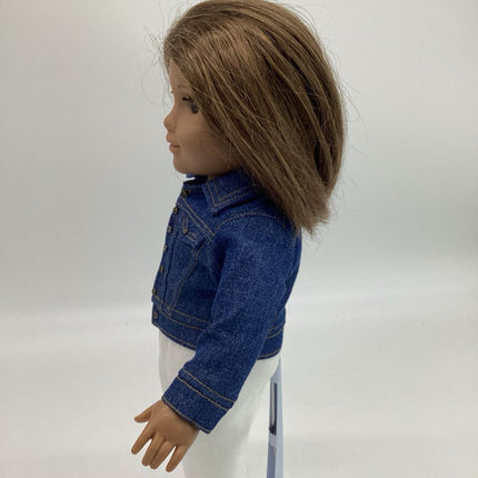 Denim jacket with topstitching and buttons