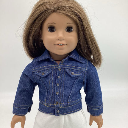 Denim jacket with topstitching and buttons