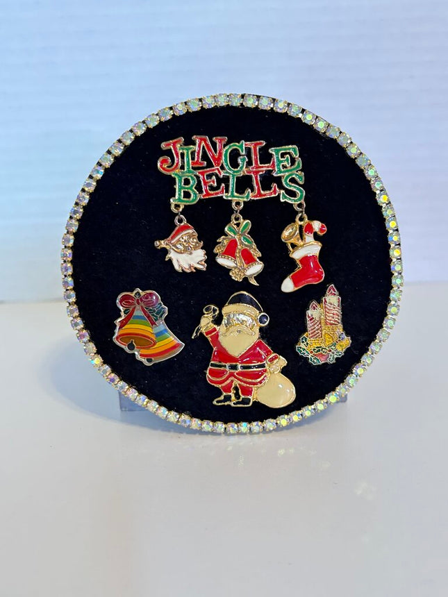 4 inch MAGNET of ALL VINTAGE CHRISTMAS JEWLERY- JINGLE BELLS & SANTA