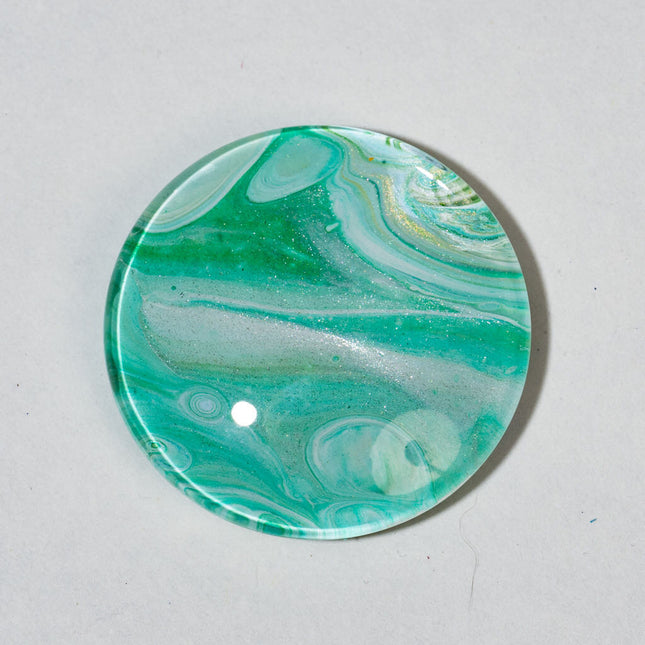 1 3/8" Green White Magnet