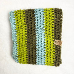 Infinity Scarf - Sweet Roll Wasabi - view 2