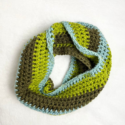 Infinity Scarf - Sweet Roll Wasabi