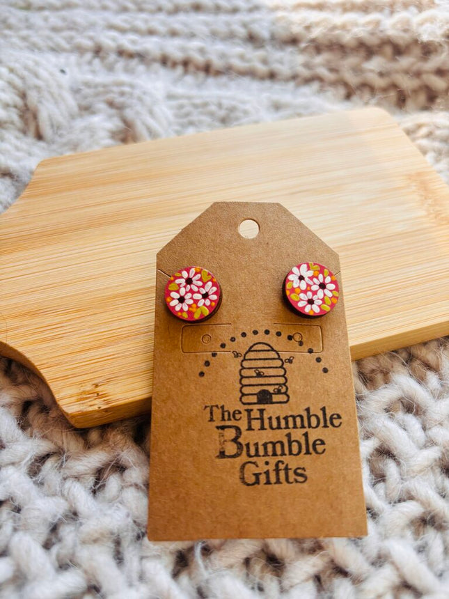 Wood pink floral stud earrings