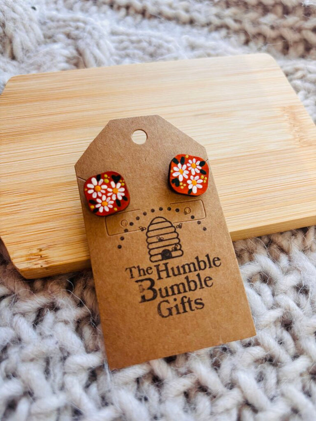 Wood red floral stud earrings