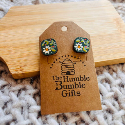 Wood green vine floral stud earrings