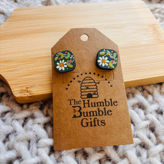 Wood green vine floral stud earrings