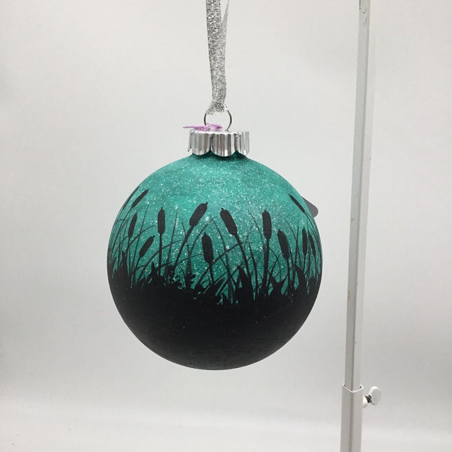 Green Cattail Ornament Lg Round