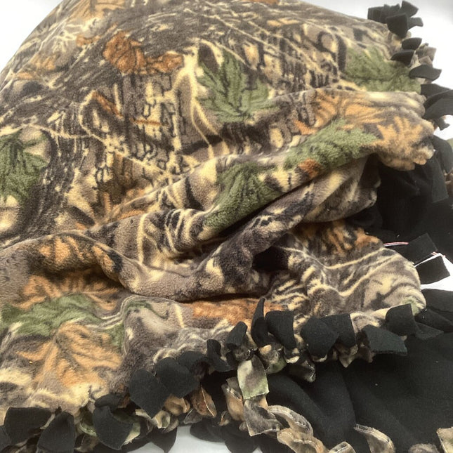 Fleece Blanket Camo w/ Black
