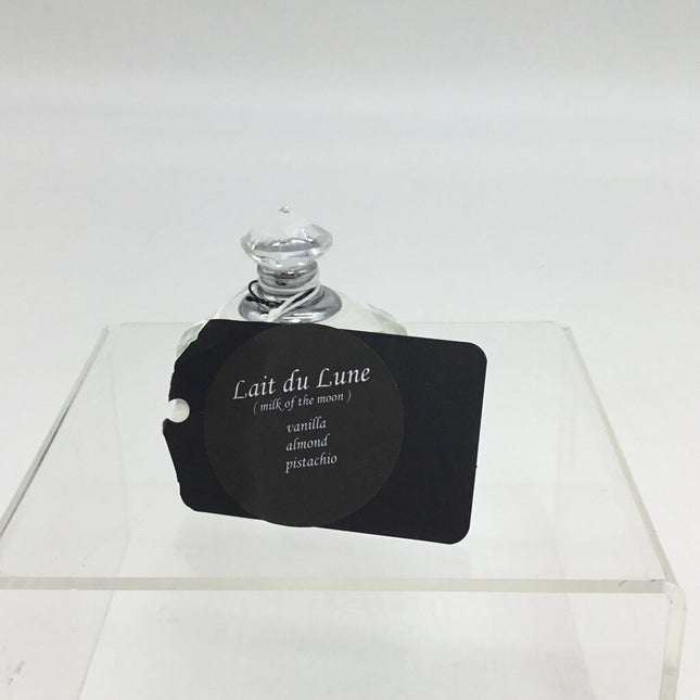 Lait du Lune ( milk of the moon) perfume