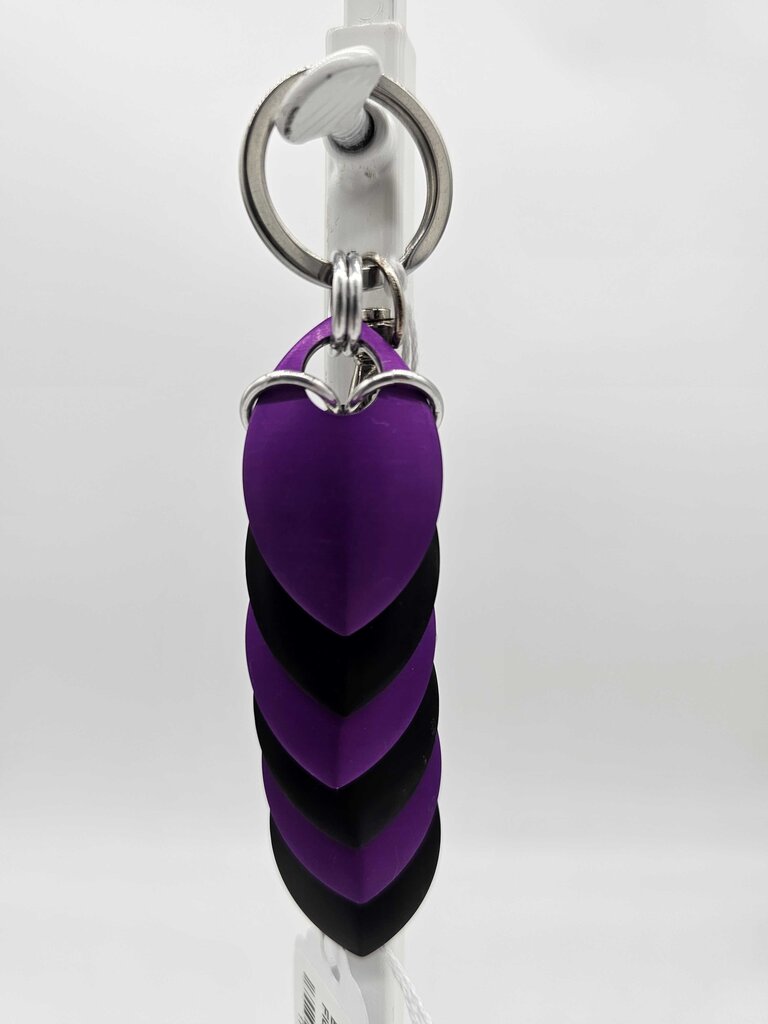 Black Purple Dragon Scale Fidget Keychain Short