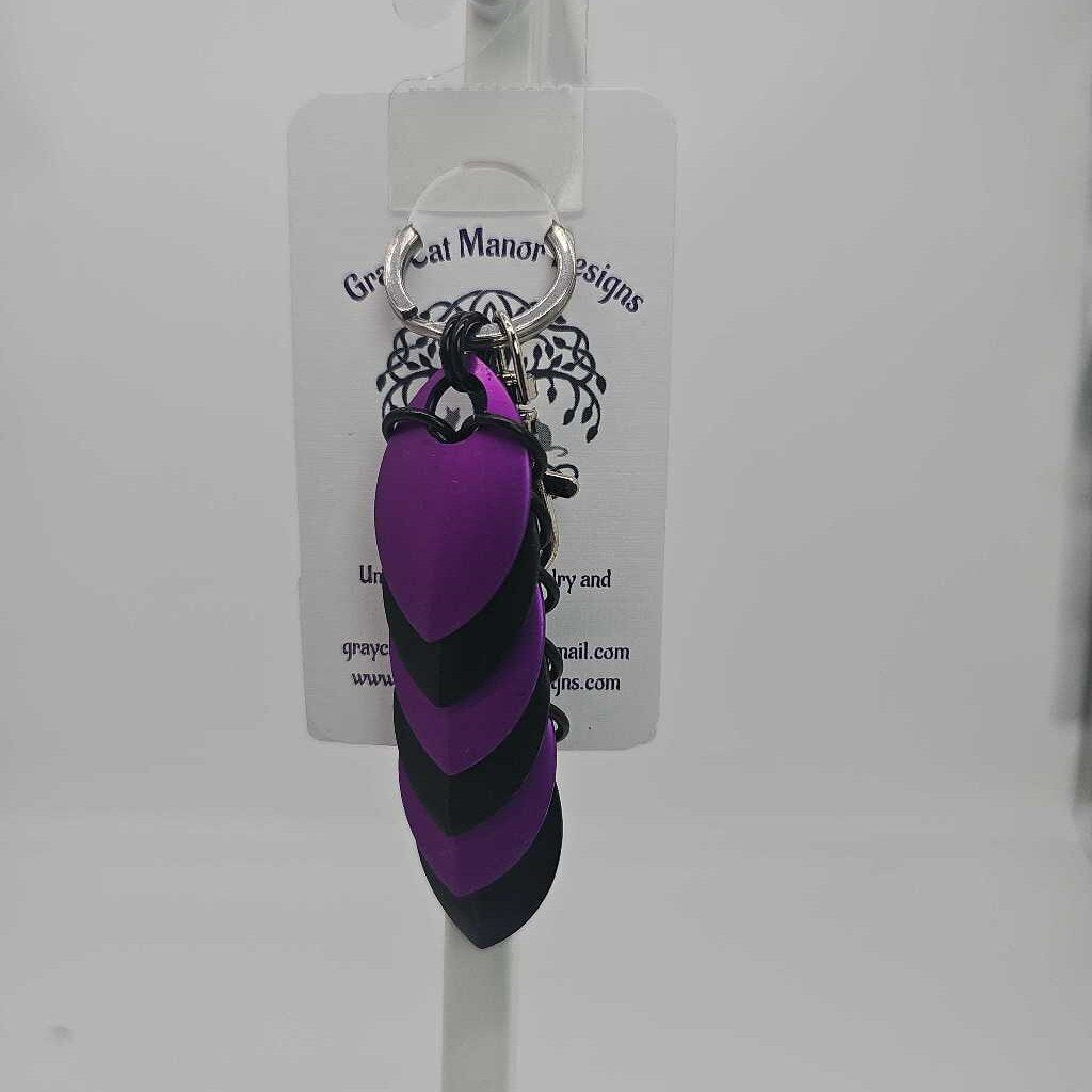 Black Purple Dragon Scale Fidget Keychain Short