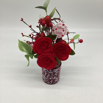 Red swirl glass Red Felt Valentine Flowers