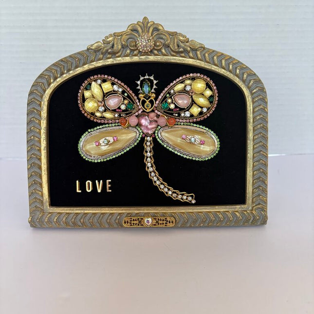 DRAGONFLY (VTG jewelry in UNIQUE new FRAME accented w/vtg pieces