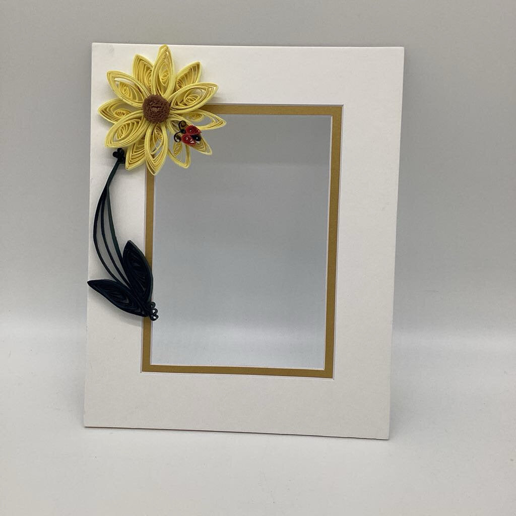 framed picture Mat with Sunflower and ladybug