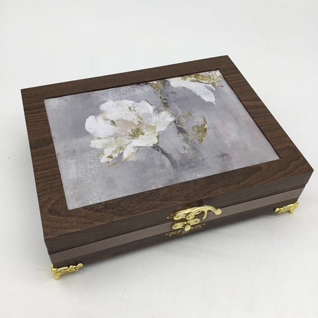 White Flower Woodgrain Box
