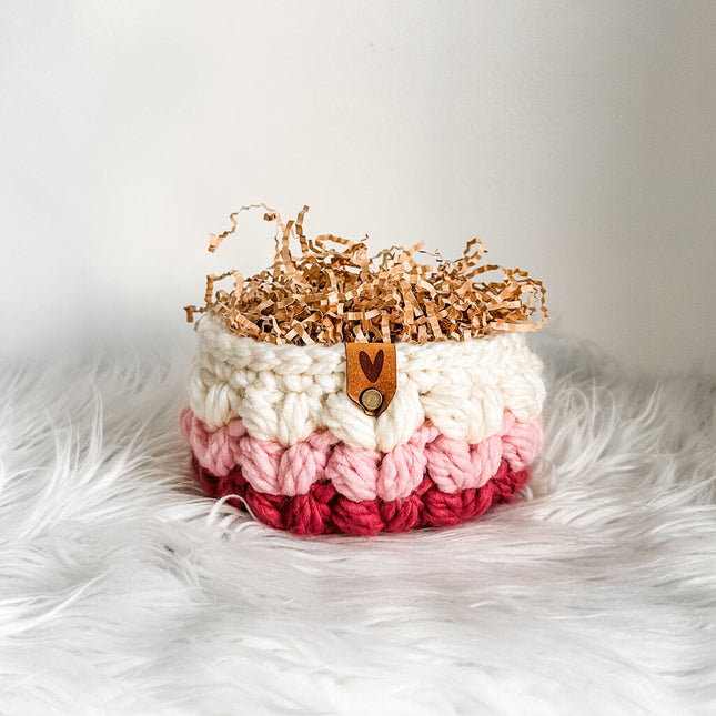 Valentine's Puff Stitch Basket with Heart Tag in Color Way 2