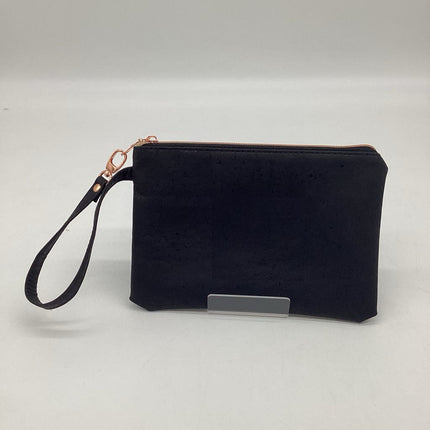 Elora Wristlet- Black