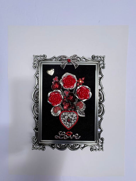 DECORATIVE PEWTER FRAME 5X7 RED ROSE & FLOWER BOUQUET LOVE