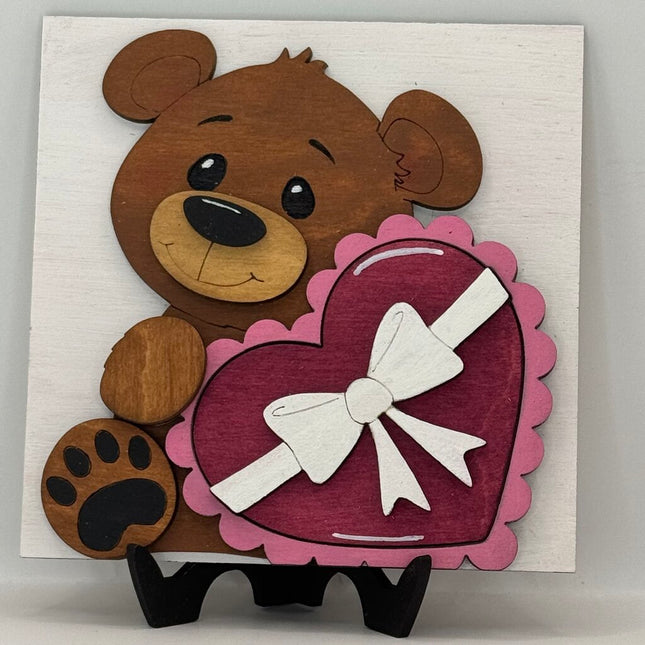 Valentine Bear w/heart Sm Sign - Interchangeable
