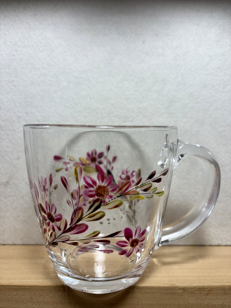 Burgundy daisy mug
