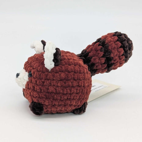 Crochet round red panda