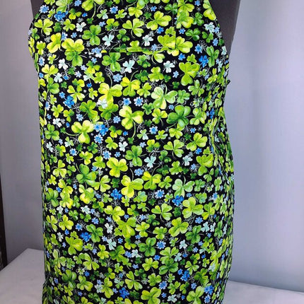 Adult Apron Shamrocks on Black