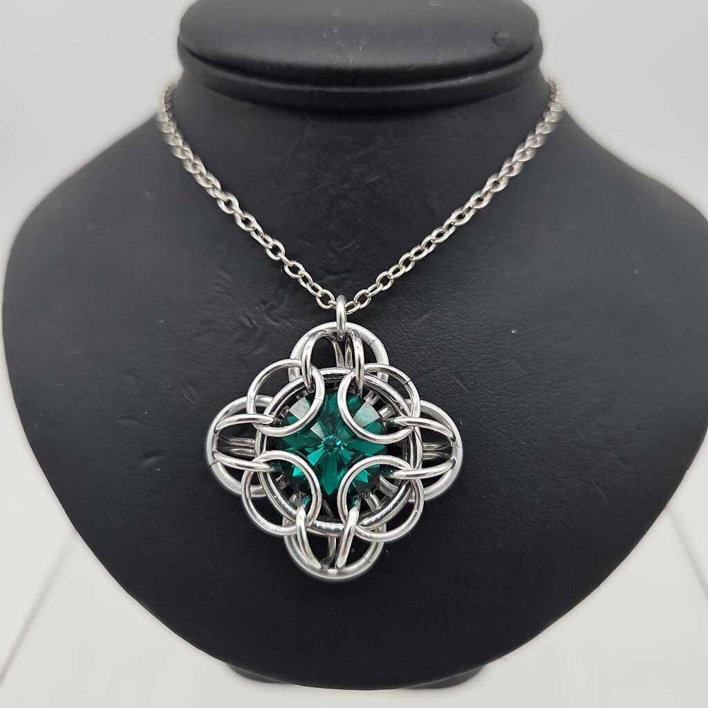 Silver Oriana 14mm Emerald Green Crystal, 18 inch stainless steel chain