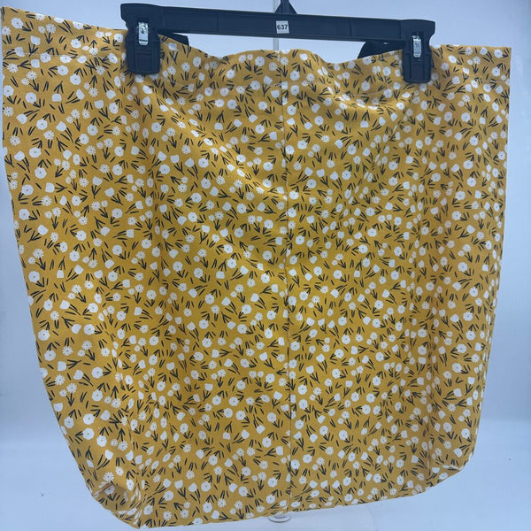Everything Goes Bag-Gold w/White Flower 20