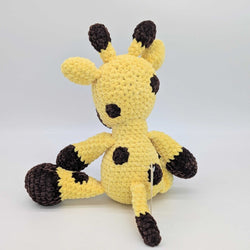 Crochet Giraffe - view 2